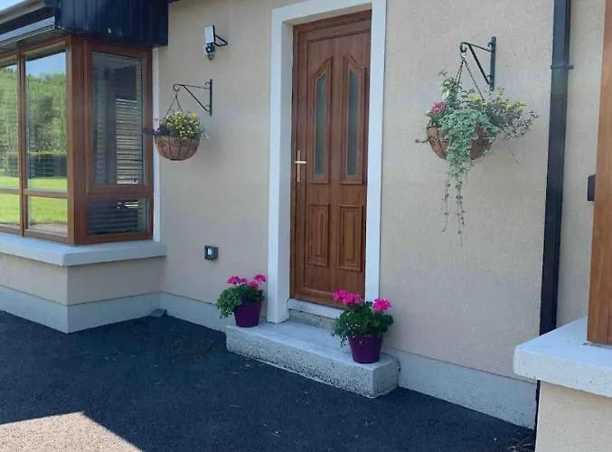 Sliabh Amharc Homestay Laragh